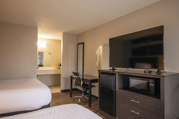 Room, 2 Queen Beds, Mobility Accessible, Non Smoking (Bathtub W/grab Bars)