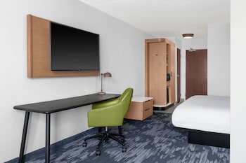 Room, 1 King Bed, Hearing Accessible (Accessible Bathtub)