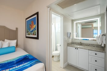 Studio, 2 Queen Beds, Resort View