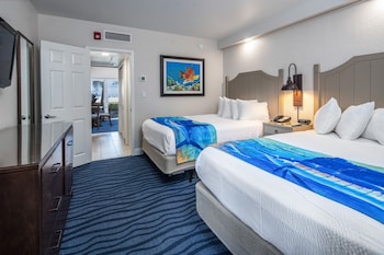 Villa, 2 Double Beds, Lanai (Gulf Front View)