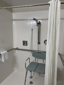 Standard Room, 2 Queen Beds, Accessible