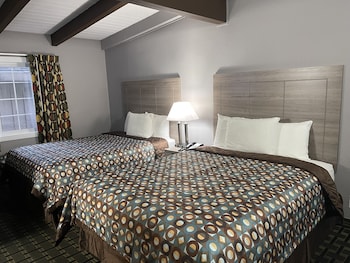 Standard Room, 2 Queen Beds, Accessible