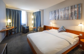 Double Room (First)