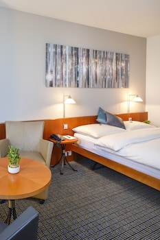 Double Room (First)