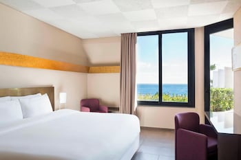 Suite, 1 King Bed, Terrace, Sea View