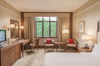 West Wing Horizon Hillview King