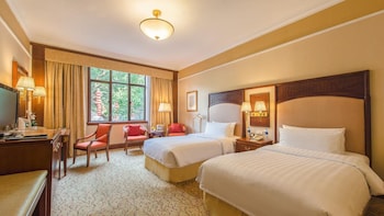 West Wing Horizon Hillview Twin