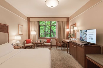 West Wing Horizon Hillview King