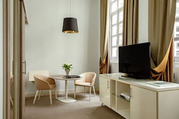 Premier Room