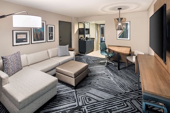 Suite, 2 Queen Beds, Non Smoking
