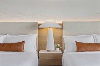 Premier Double Room, 2 Double Beds
