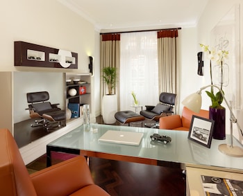 Junior Suite (Kings Deluxe)