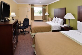 Room, 2 Queen Beds, Accessible, Non Smoking