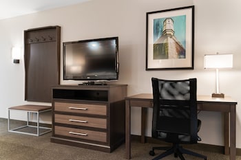 Standard Room, 2 Queen Beds (South Wing)