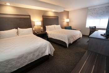 Standard Room, 2 Queen Beds (Pool Wing)
