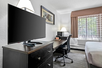 Room, 2 Queen Beds, Non Smoking