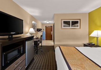 Standard Room, 1 Queen Bed, Accessible, Non Smoking