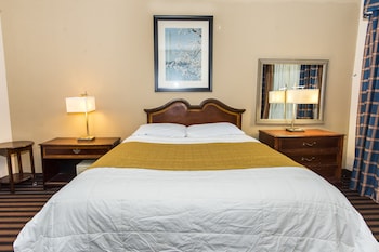 Standard Room, 1 Queen Bed