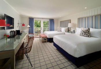 Roxana Double Queen Accessible Guest Room