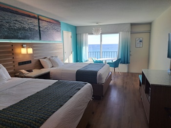Room, 2 Queen Beds, Non Smoking, Beach View