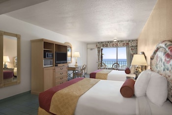 Family Suite, Multiple Beds, Non Smoking (Efficiency)