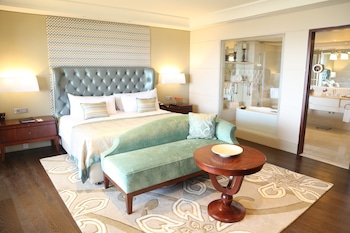 Taj Club, Club Room, 1 King Bed, City View
