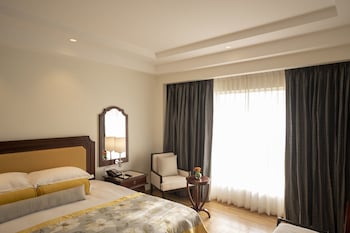 Executive Suite, 1 King Bed, Ocean View (King Bed)