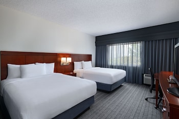 Room, 2 Queen Beds (Hearing Accessible)
