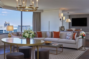 Suite, 1 Bedroom (View)