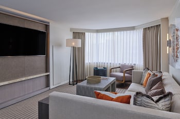 Presidential Suite, 1 King Bed, Corner (View)