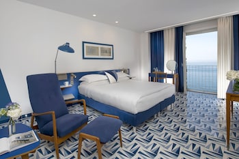 Superior Double or Twin Room, Sea View