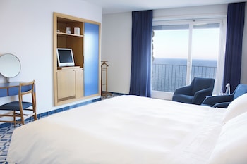 Superior Double or Twin Room, Sea View