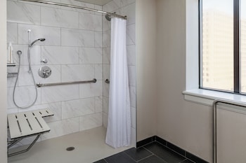 Suite, 1 Bedroom (Mobility Accessible, Roll-In Shower)
