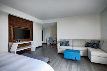 Junior Suite, 1 King Bed