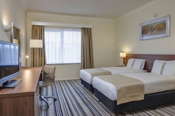 Standard Room, 2 Twin Beds (Walk-In Shower)