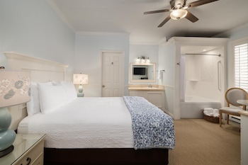 Standard Room, 1 Queen Bed, Non Smoking, Jetted Tub