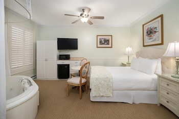 Standard Room, 1 Queen Bed, Accessible, Jetted Tub
