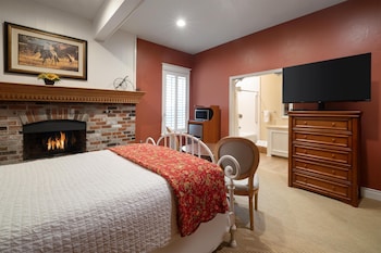 Standard Room, 1 Queen Bed, Non Smoking, Jetted Tub
