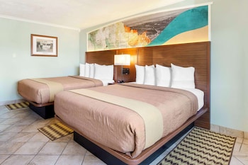 Standard Room, 2 Queen Beds, Non Smoking, Refrigerator & Microwave