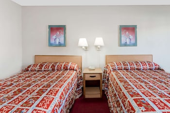 Room, 2 Double Beds, Smoking