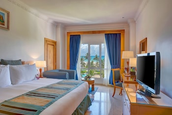 Standard Room, 1 King Bed, Ocean View (Beach Access)