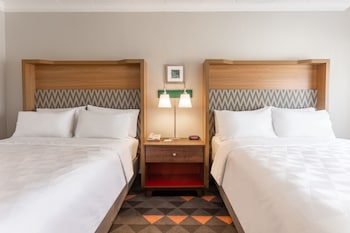 Standard Room, 2 Queen Beds