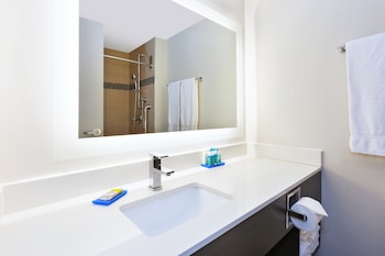 Standard Room, 1 Queen Bed