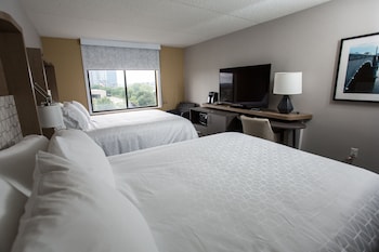 Standard Room, 2 Queen Beds, City View