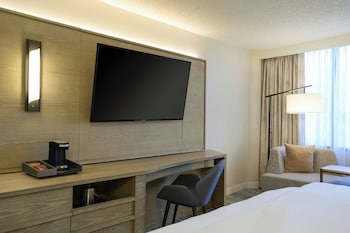 Traditional Room, 1 King Bed
