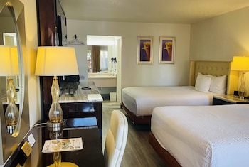Room, 2 Queen Beds, Accessible, Non Smoking (Mobility Accessible)