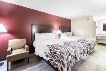 Deluxe Room, 2 Queen Beds, Non Smoking (Refrigerator & Microwave)