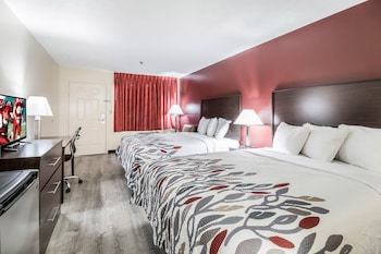 Deluxe Room, 2 Queen Beds, Non Smoking (Refrigerator & Microwave)