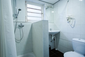 Family Room, Multiple Beds (6 Persons)