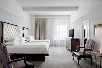 Room, 2 Queen Beds, Non Smoking